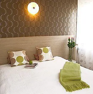 Oxo Hotell 3*