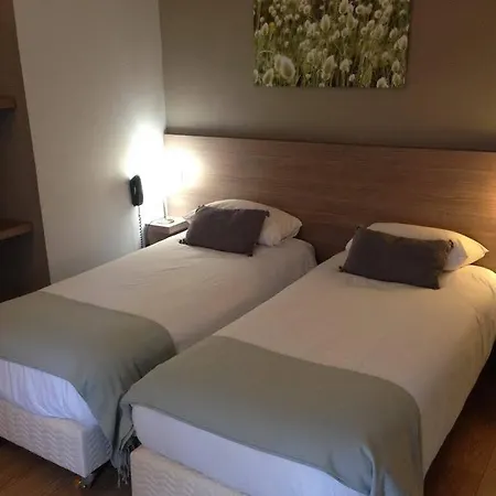 Oxo Hotell 3*